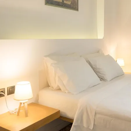 The Flat Downtown Volos